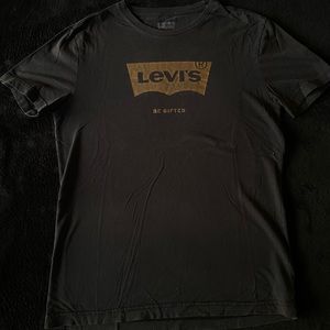Levi’s Rare “Batwing” T-Shirt